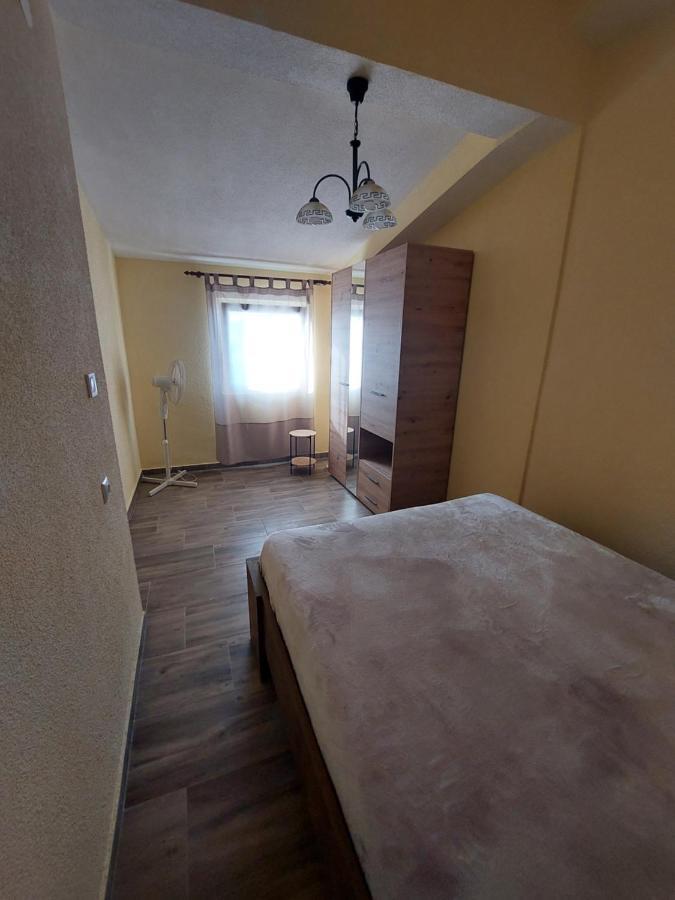 Apartmani Piskoric Vir Exterior photo